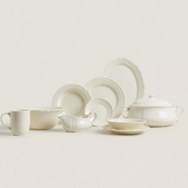 Dinnerware Set