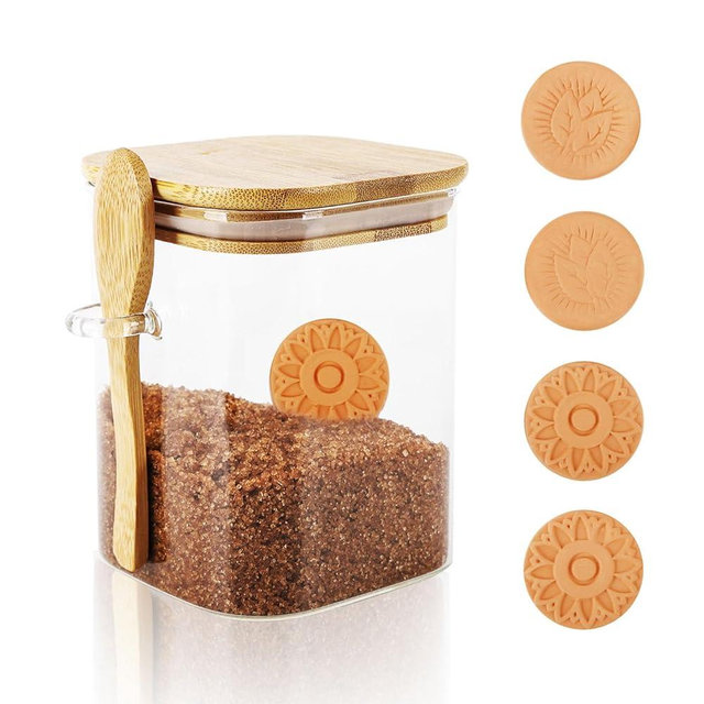 YLjindoia Brown Sugar Keeper Containers, 0.9Qt(29Oz/850Ml) Glass Food Storage Jars with 4 Terra Cotta Brown Sugar Savers, Lids and a Spoon, Suitable for Storing Food/Spices/Candies/Coffee Beans