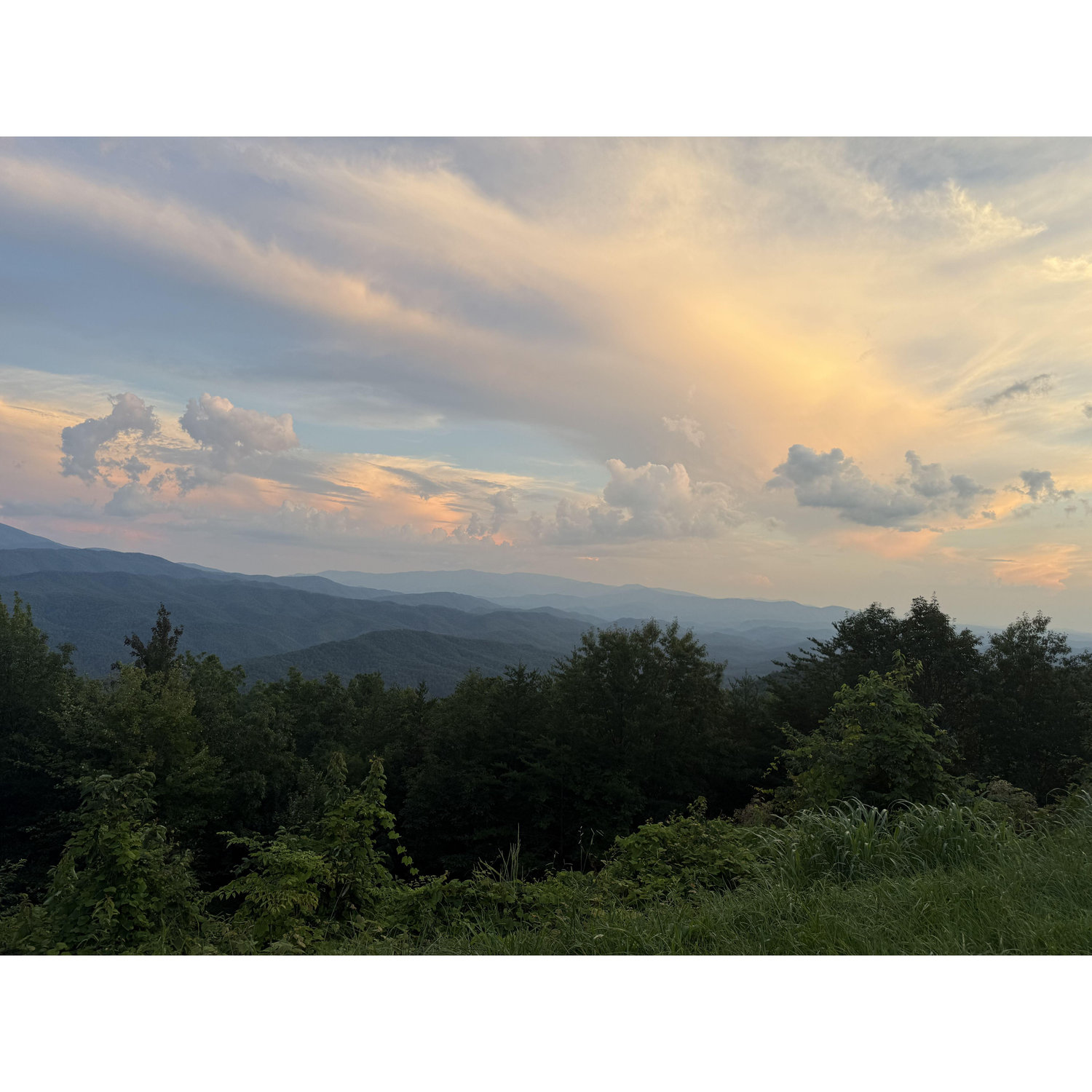 The most stunning mountain views at Foothills Parkway, TN