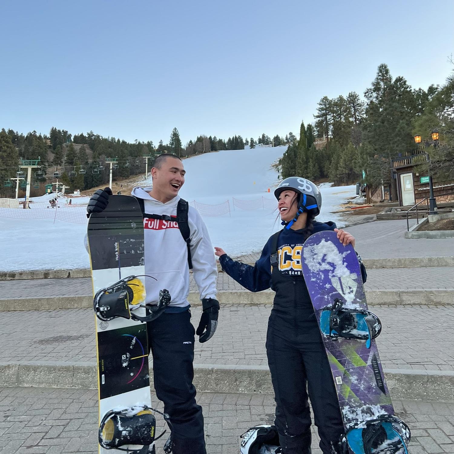 The day Michael tried to teach Vanessa how to snowboard… she cried a lot