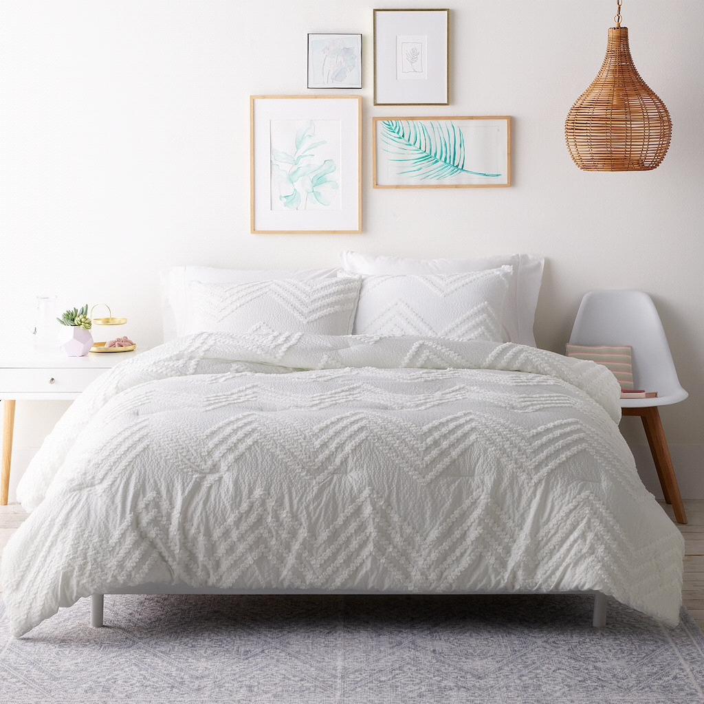 LC Lauren Conrad 3-pc. Tufted Chenille Comforter Set