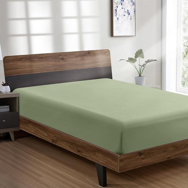 FreshCulture King Fitted Sheet Only - Hotel Quality Fitted Sheet King Size - Ultra Soft & Breathable - Brushed Microfiber - Deep Pocket - Cooling Fitted Sheets for King Size Bed (Sage Green)