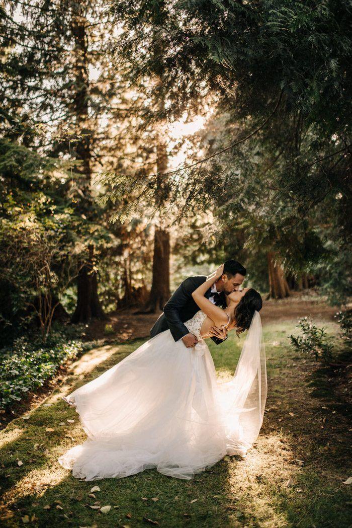 The Wedding Website of Muhammad Nasution and Aisyah Komariah