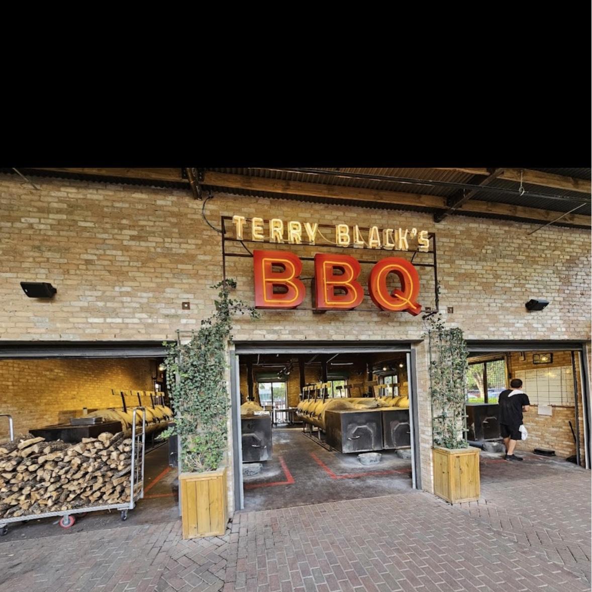 If you’re in the mood for some authentic and amazing Texas barbecue?, then look no further.
2926 W. 7th St., Fort Worth, Texas 76107