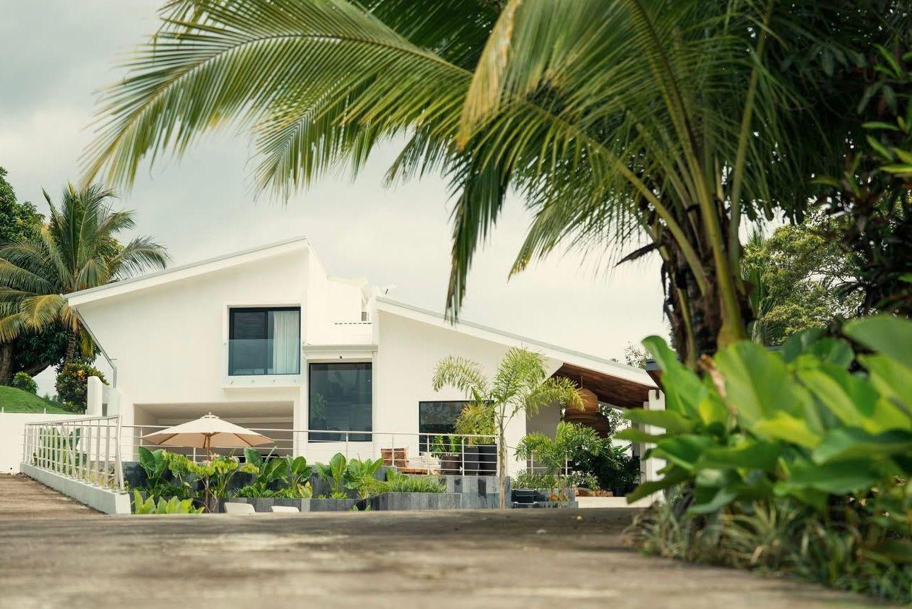 The Wedding Website of Marcela Mena and Tyrone Vargas