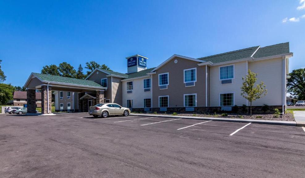 The Wedding Website of Brennan Smith and Julia Rud