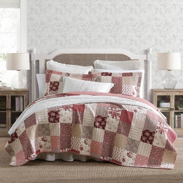 Laura Ashley 3pc Full/Queen Celina Patchwork Quilt Bedding Set Red: Floral Design, Pre-Washed, OEKO-TEX Certified
