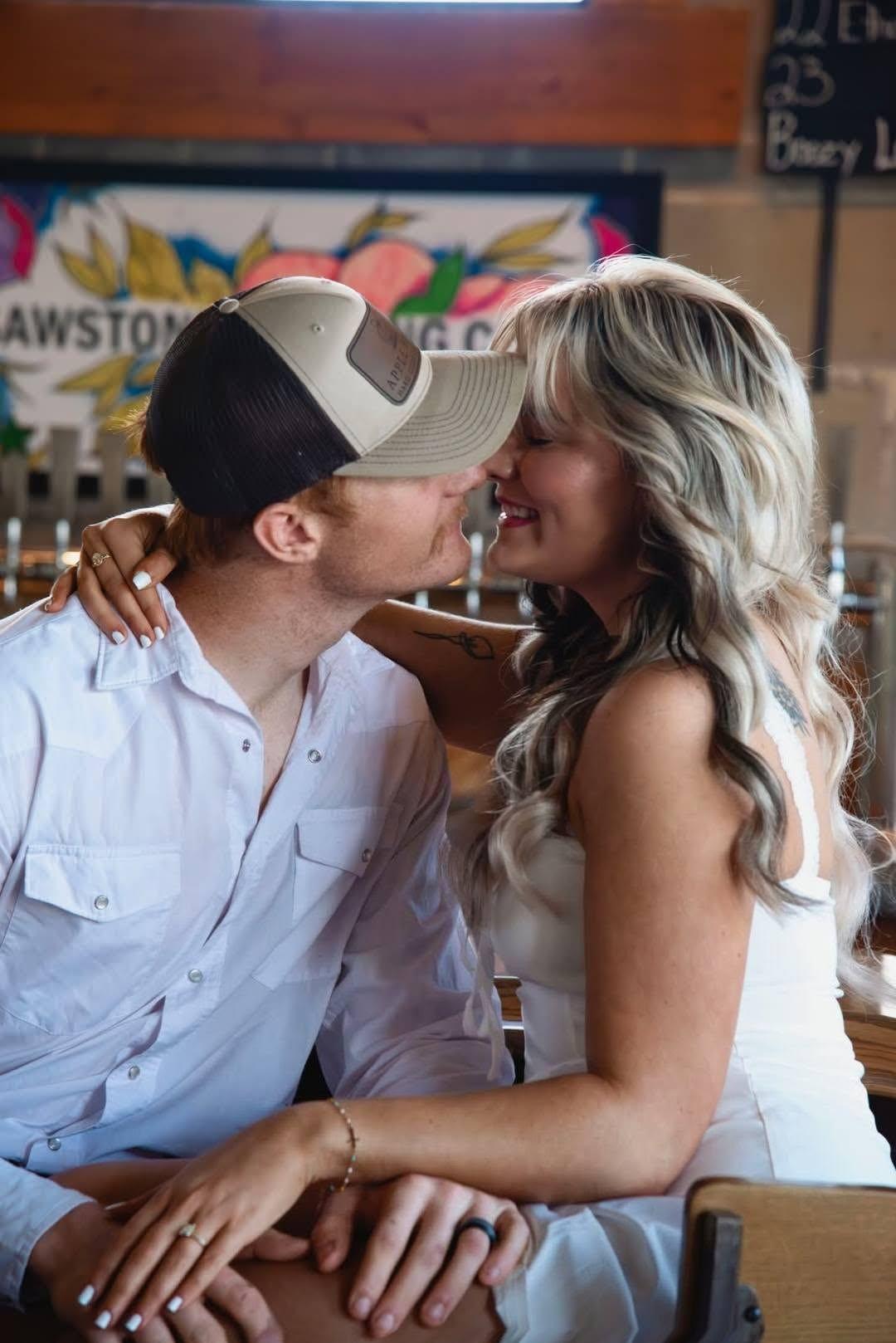 The Wedding Website of Rinda Oliver and Dillon Hamilton