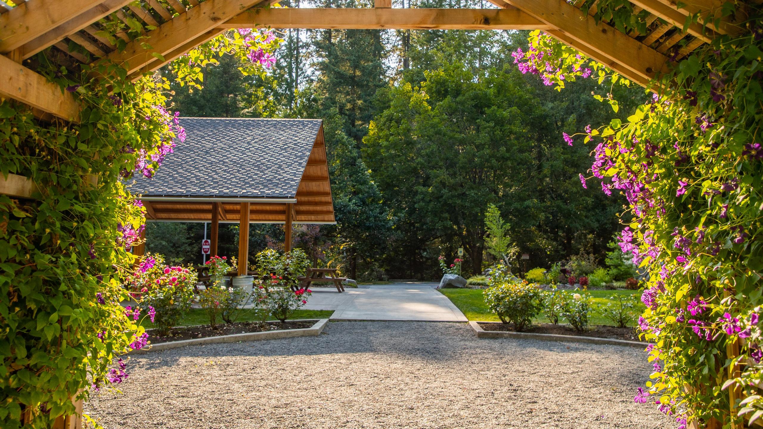The Wedding Website of Infinity Thompson and Kai Couch
