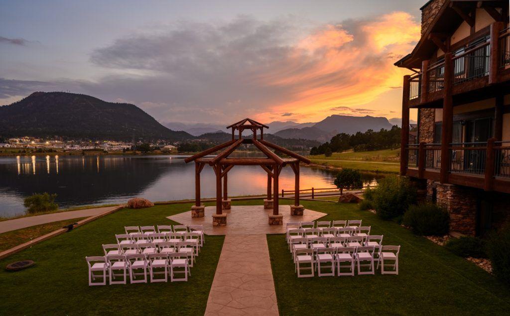 The Wedding Website of Anna Hernandez and Megan Mather