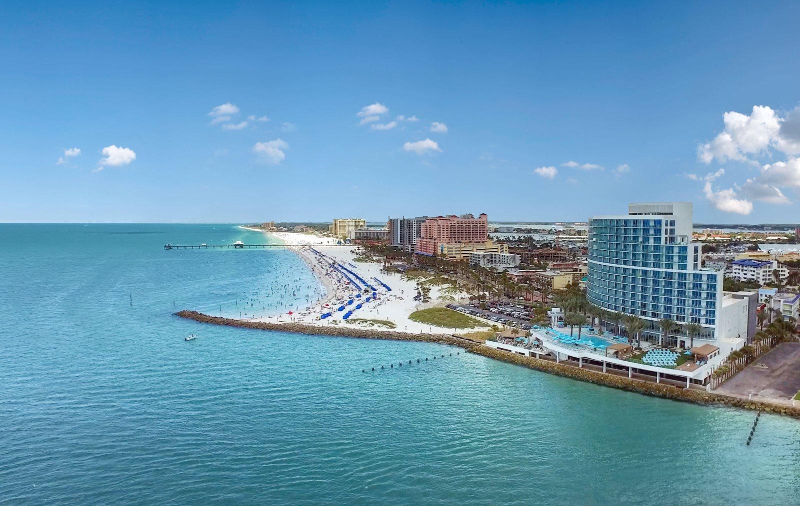 The Wedding Website of Leslie Page and Paul Ramsuchit