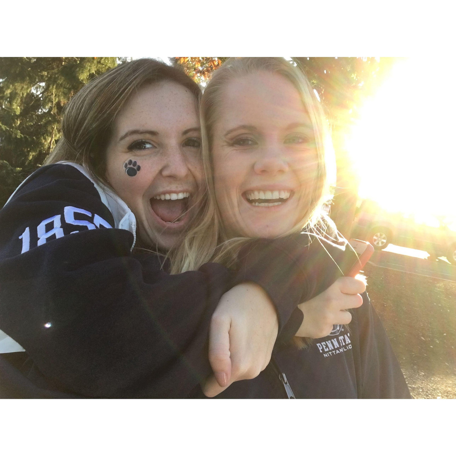11.05.2016 - THROWBACK to Abigail's freshman year at Penn State. Where she met, her now bridesmaid, Perry!