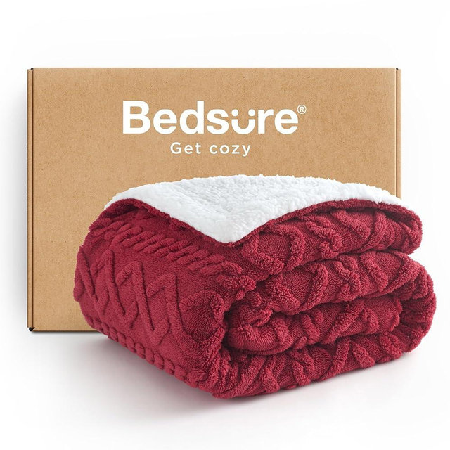 Bedsure Gentlesoft Sherpa Fleece Throw Blanket for Couch - Fluffy & Cozy Cable Jacquard Tufted Throw for Women Gift, Thick and Warm Christmas Blanket for Winter, Red, 50x60 Inches