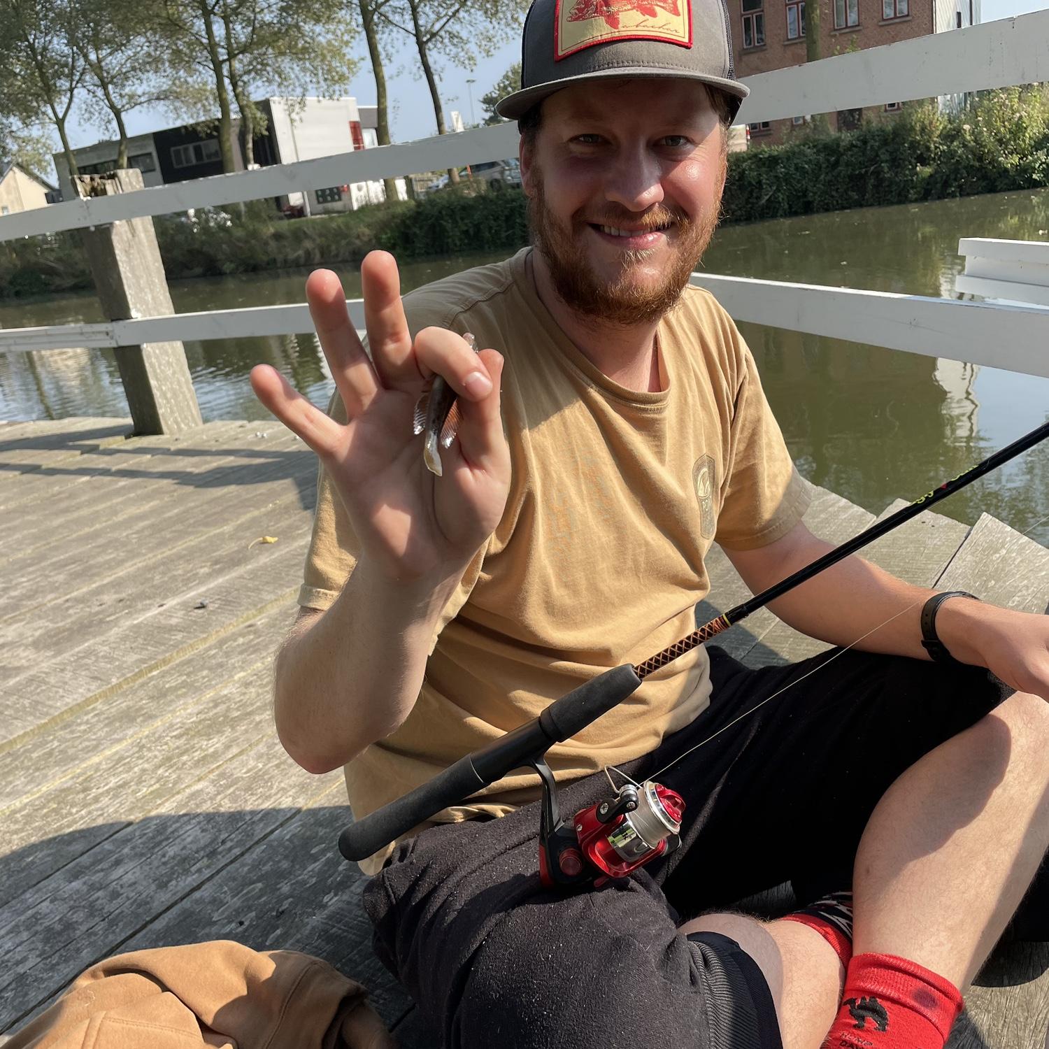 Fishing in Bruges