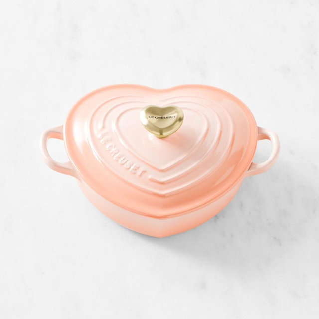 Le Creuset Enameled Cast Iron Shallow Heart Oven, 1 1/4-Qt., Peche with Gold Knob