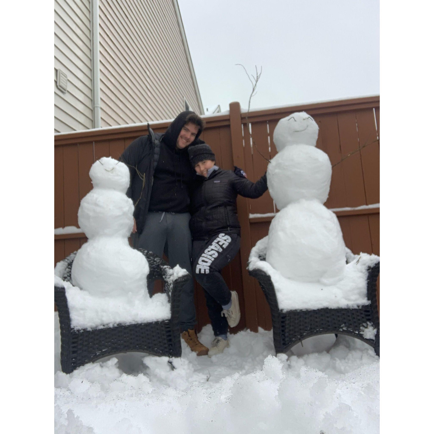 Balcony snowmen