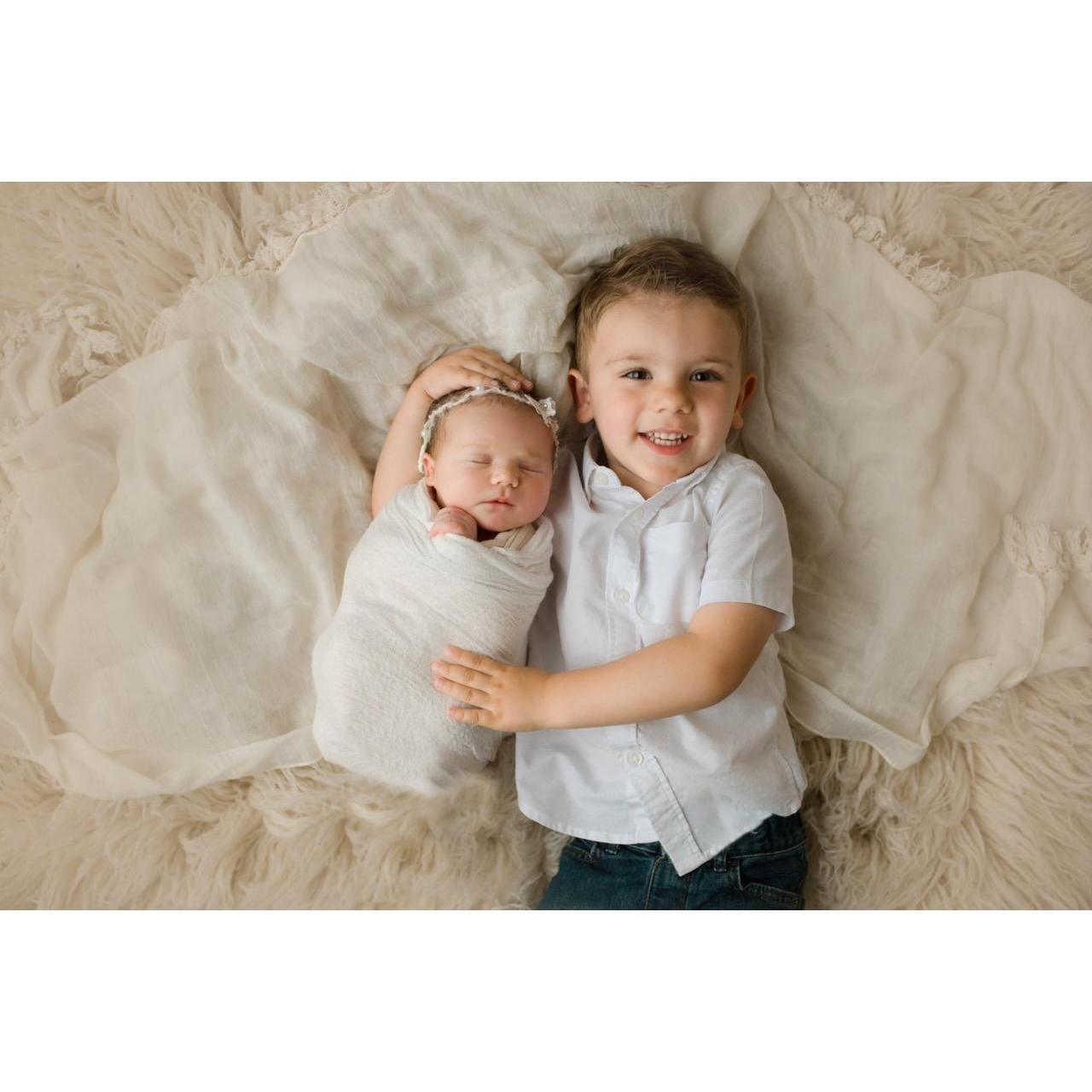 As promised, our niece, little Lily has arrived! Congratulations Patrick and Brooke!