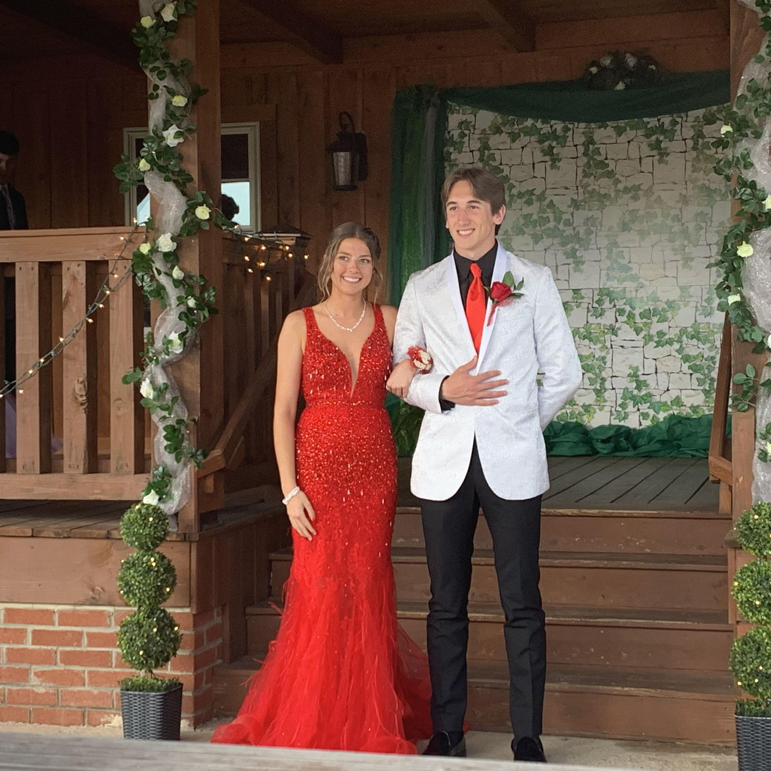 senior year prom