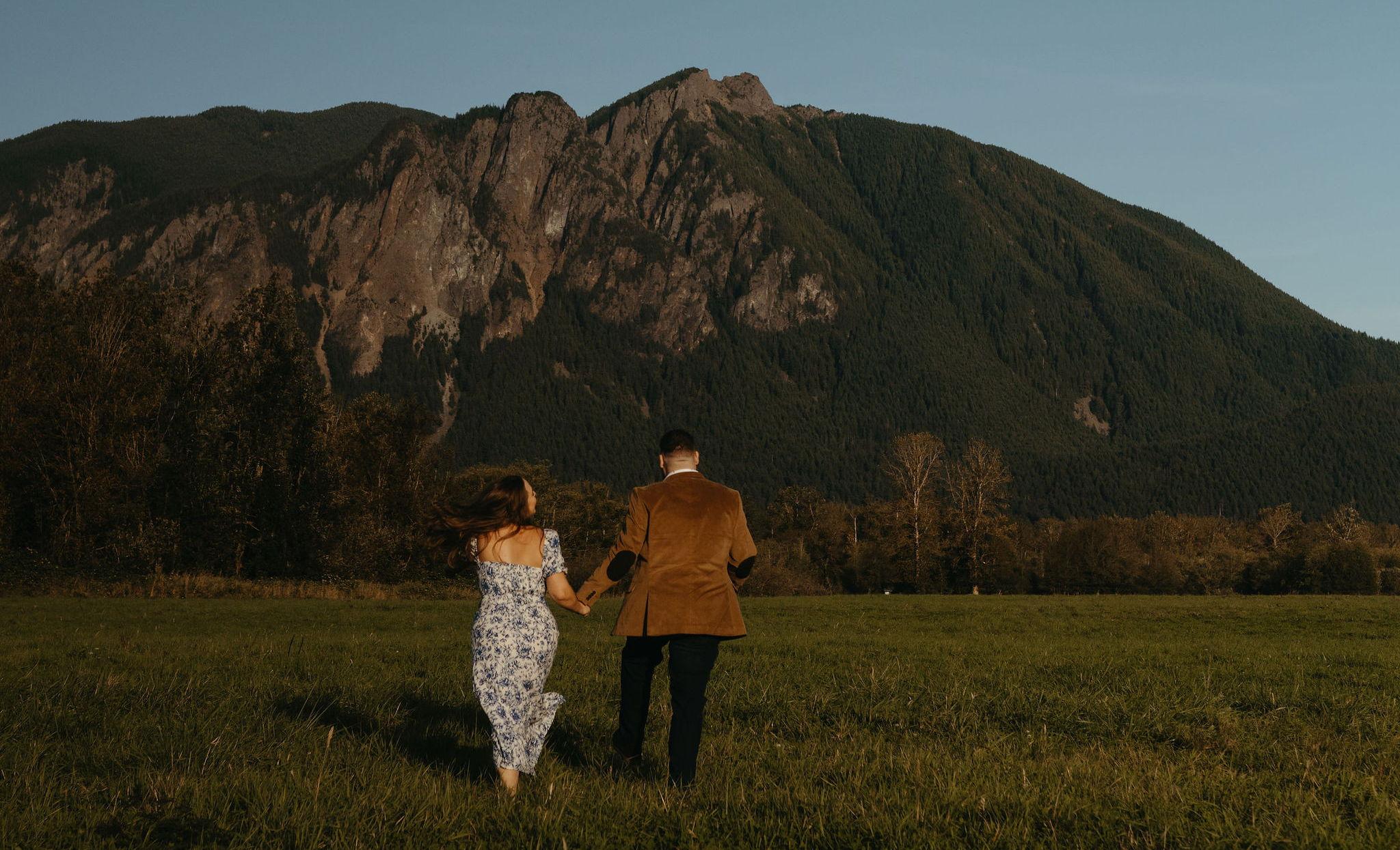 The Wedding Website of Kaylie Kahlich and Zia Lohrasbi