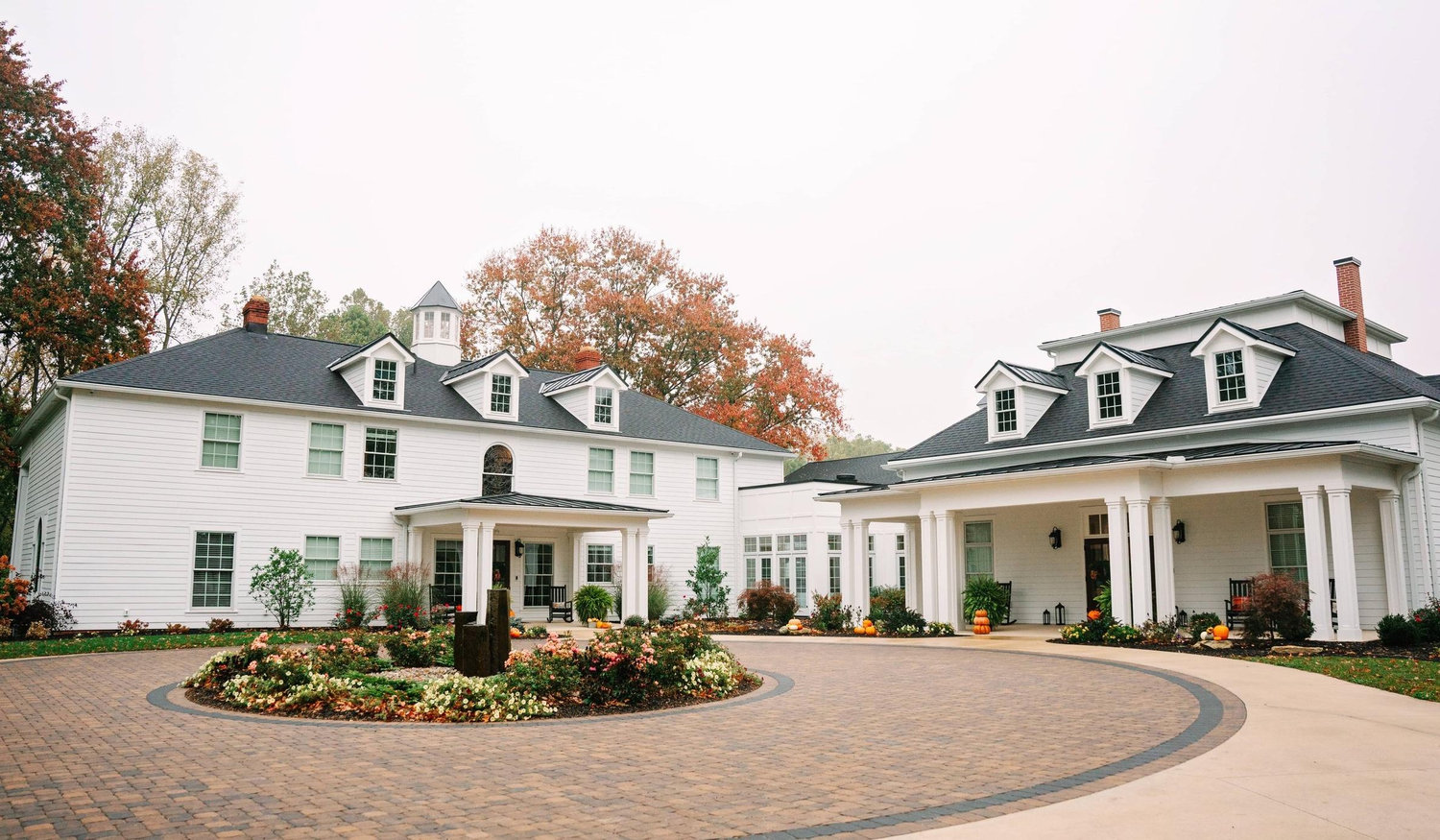 The Wedding Website of Amber Farrell and Logan Shullick