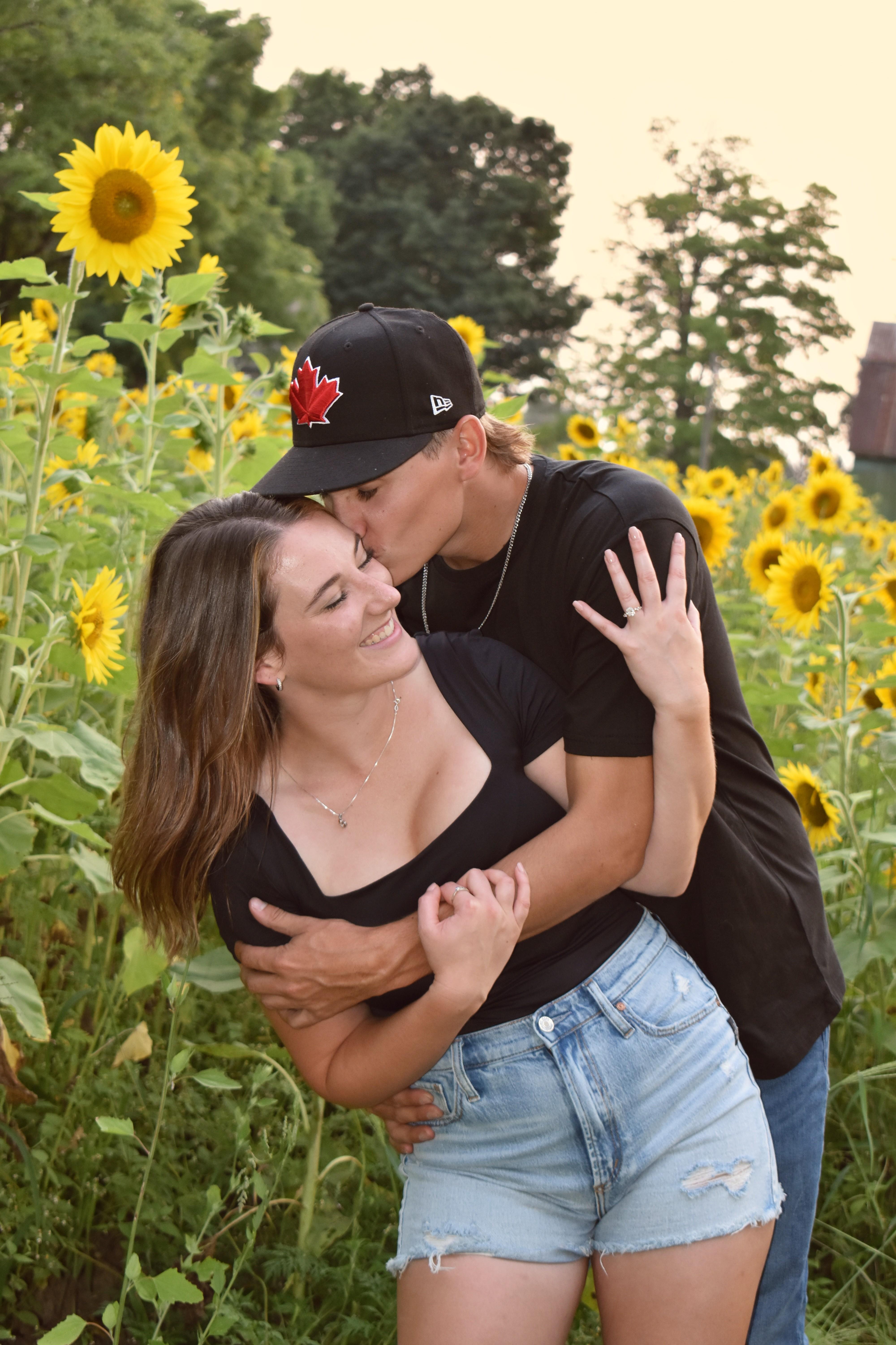 The Wedding Website of Lauren Thomson and Mason Vernooy