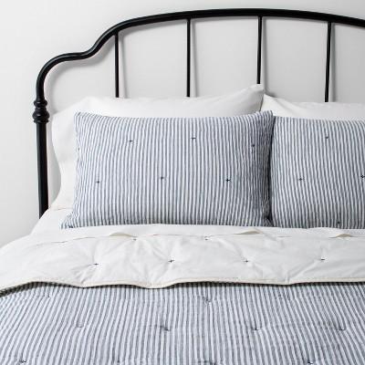 Full/Queen X Comforter Set Navy / Sour Cream - Hearth & Hand™ with Magnolia