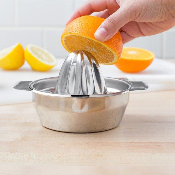 Stainless Steel Citrus Juicer / Reamer with Bowl