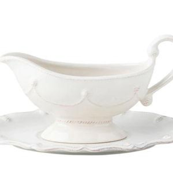 Berry & Thread Sauce Boat and Stand - Whitewash