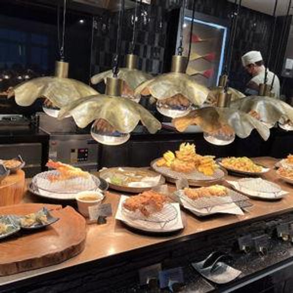 A Joy Luxury Buffet