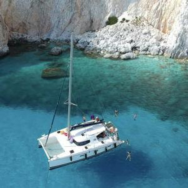 Sunset Boat Tour in Milos