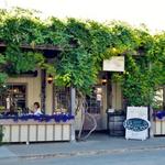 Los Olivos Wine Merchant & Cafe