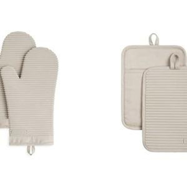 KitchenAid Ribbed Soft Silicone Oven Mitt and Pot Holder Set, Milkshake, 7"x13" Mitts + 7"x9" Holders