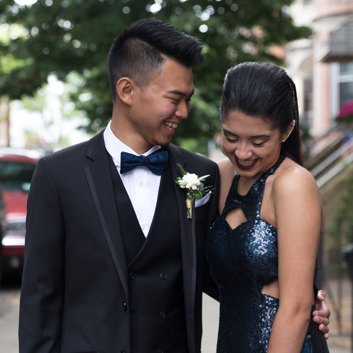 (TB) Victoria's High School Prom