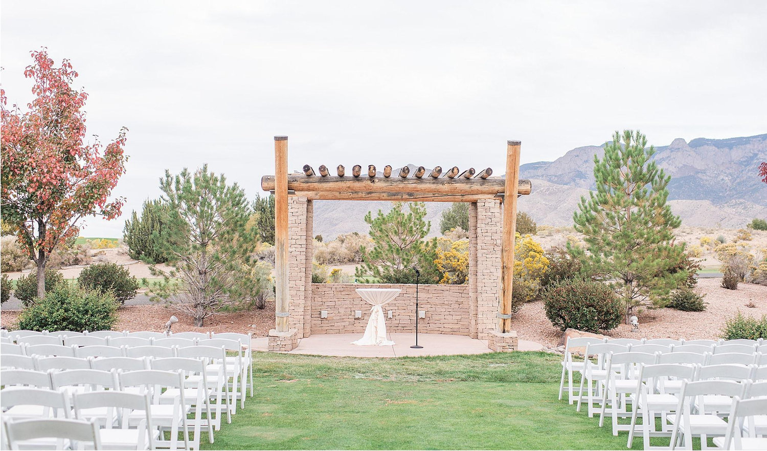 The Wedding Website of Molly Thomas and Randy Sanchez