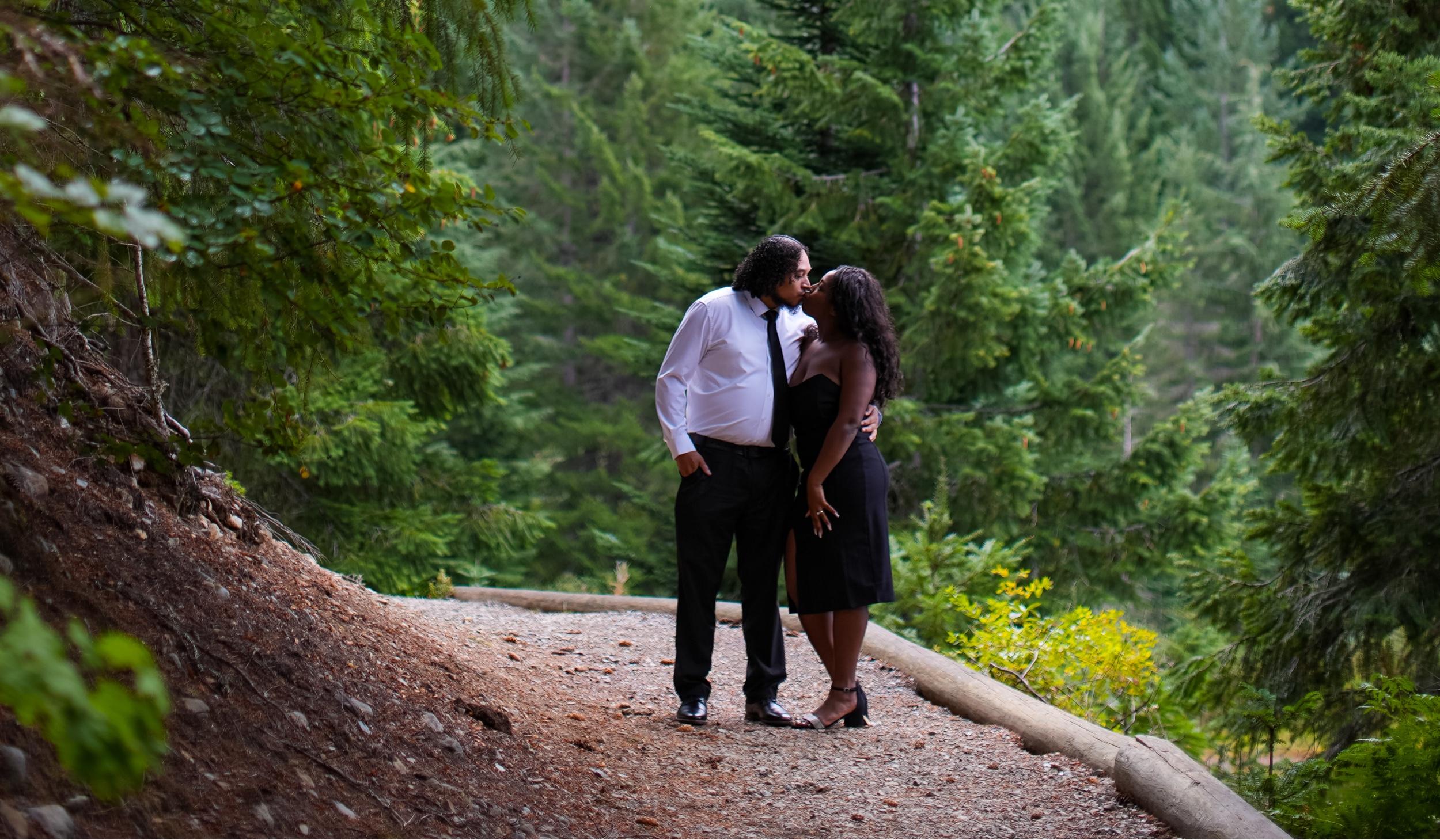 The Wedding Website of Desiree Luckett and Nathan Hilton