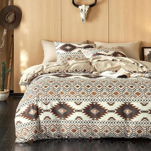 Wake In Cloud - Western Comforter Set, Southwestern Aztec Country Style with Rustic Ranch Vibe, Soft Lightweight Bedding, 3 Pieces, Beige Brown, King Size