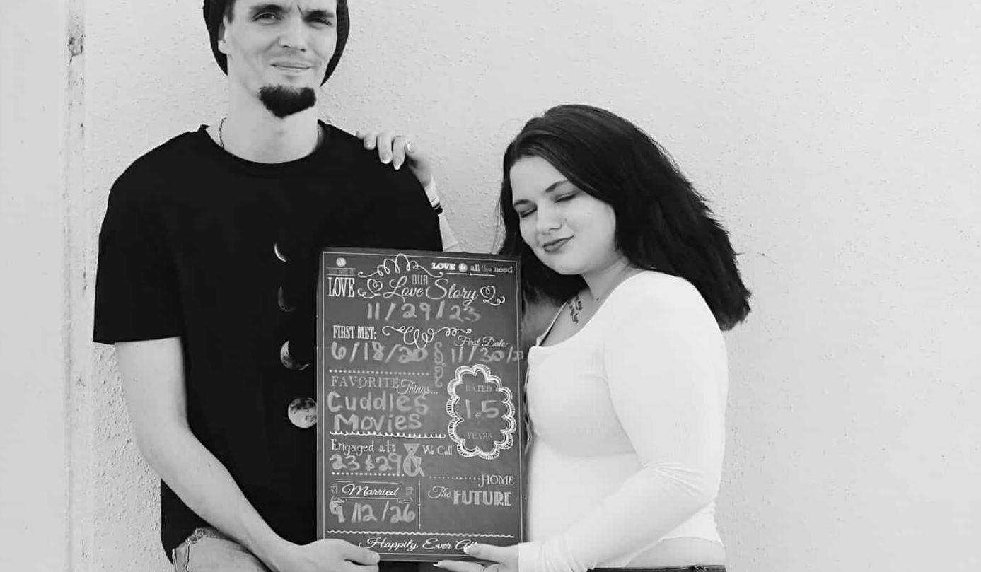 The Wedding Website of Evianna Zipperle and Kezley Hedgpeth