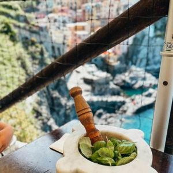 Pesto Making Experience in Cinque Terre