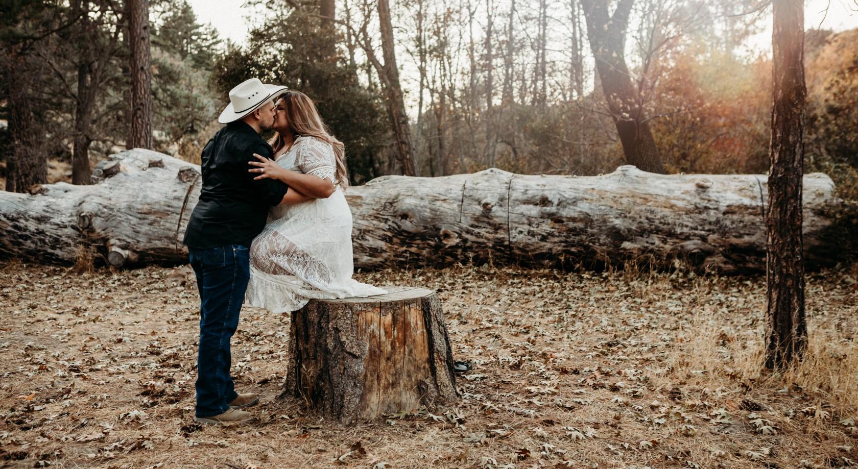 The Wedding Website of Veronica Espinosa and Lucas VanMetre