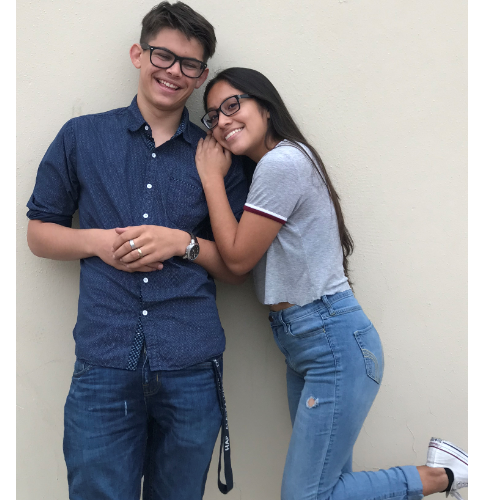 1 month of dating and first I love you
  November 2018

1 mes de ser novios  y primer te amo
  Noviembre de 2018