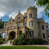 Joslyn Castle & Gardens