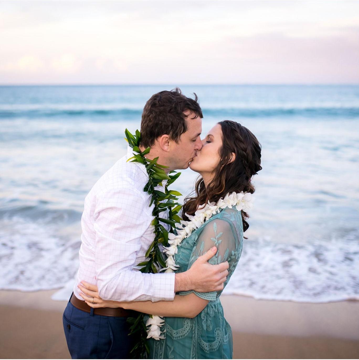 Kauai Elopement - photo by Harneet Bajwa