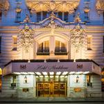 Carousel Bar