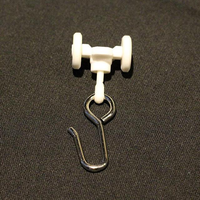Room/Dividers/Now Ceiling Track Roller Hooks (1 Pack of 20)