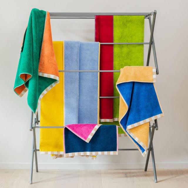 Set of Two Tone Towels