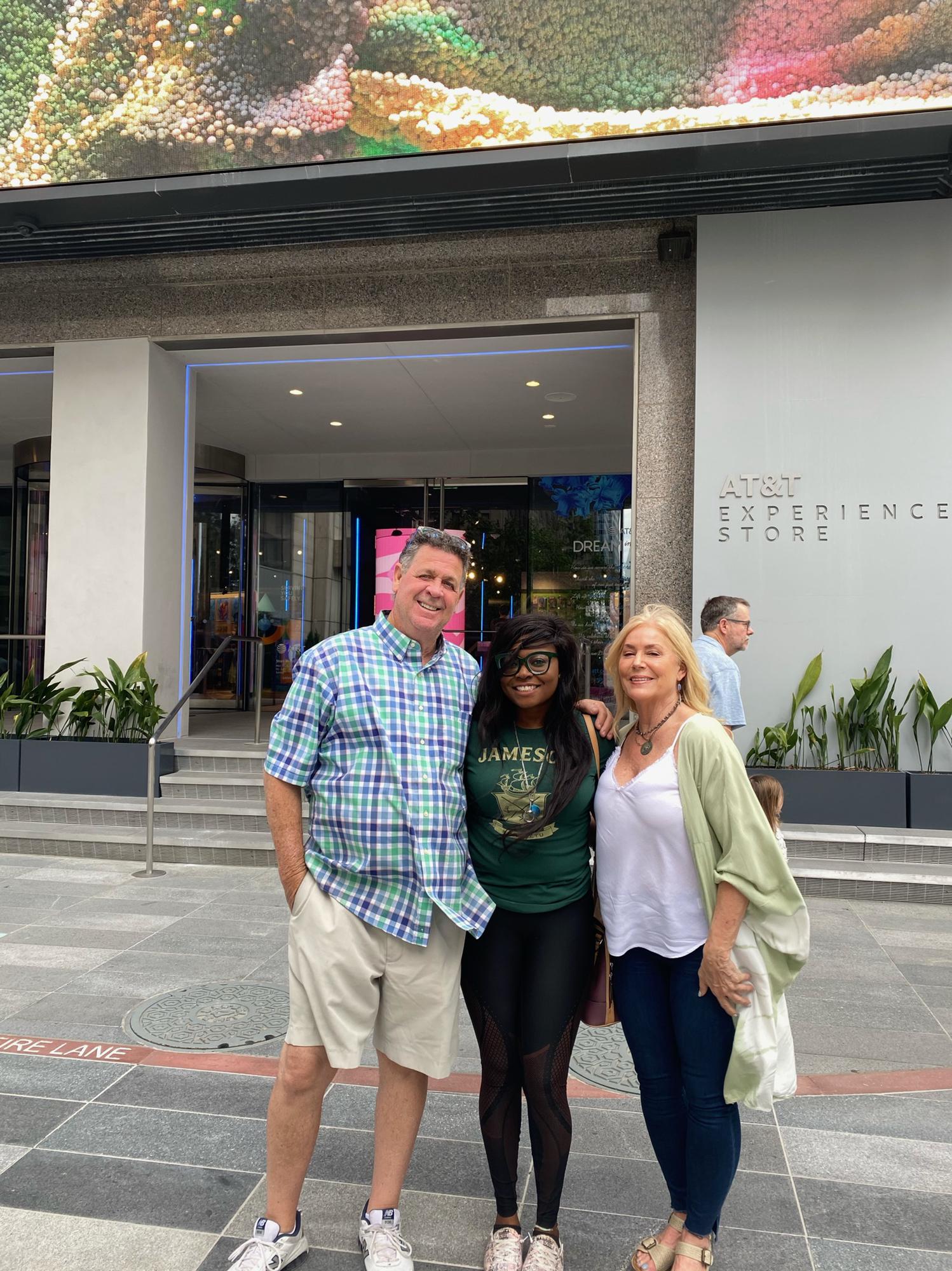 39th Wedding Anniversary 2021 with Mom and Dad
