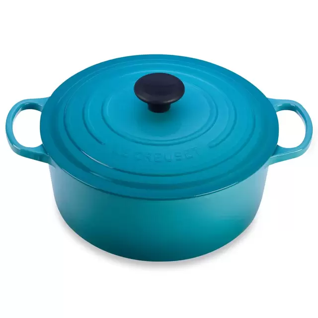 Le Creuset® Signature 5.5 qt. Round Dutch Oven in Caribbean