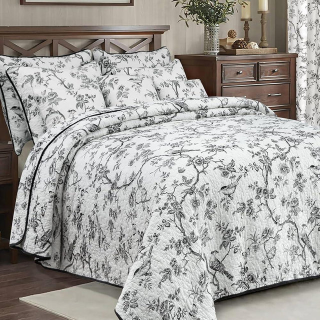 EVENHUG 100% Cotton Quilt Queen Size Black Bird Bedding Set Double Printing Lightweight Quilt Reversible Coverlet Bedspread with Pillow Shams All Seasons 3 Pieces (92"x96")
