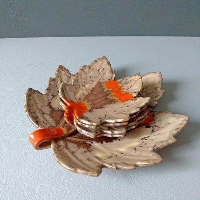 Vintage serving set, chocolates or cookies, retro, maple leaf 60's, 70's, ceramics, Strehla, Germany