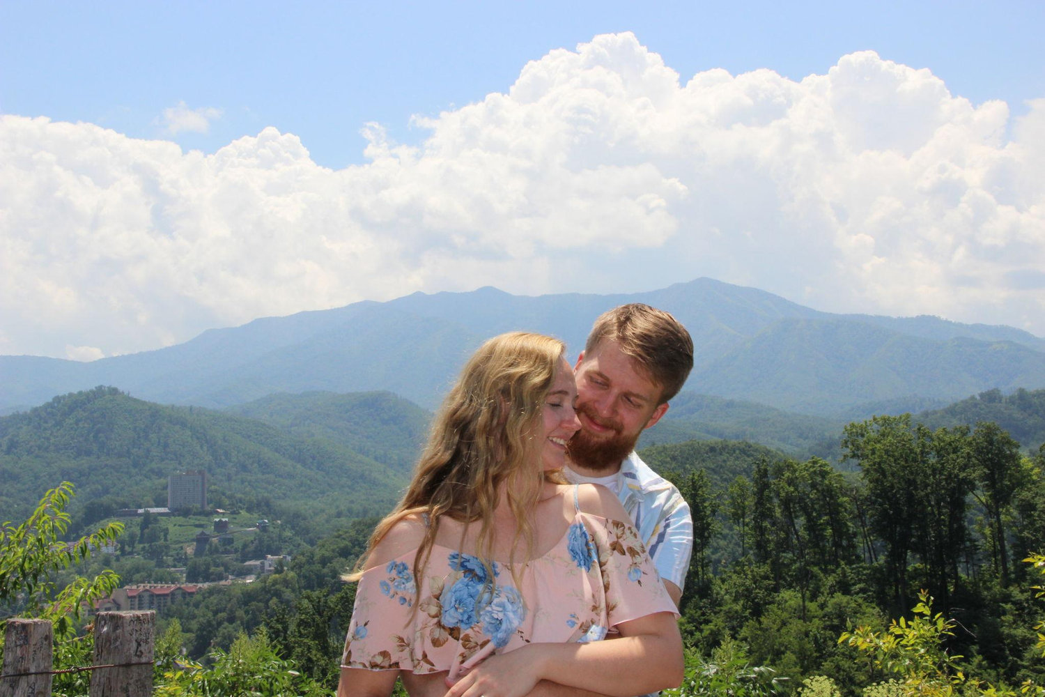 The Wedding Website of Koralyn Karls and Griffin Kees